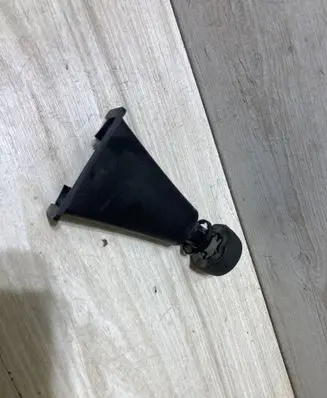Ford Kuga II Radiator mount bracket AM5154424AD