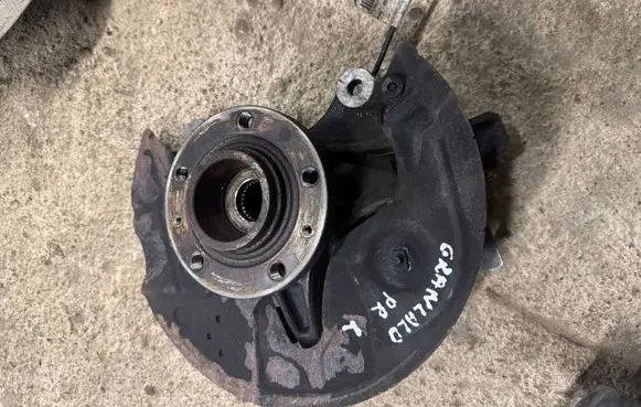 Opel Grandland X Front wheel hub WFD