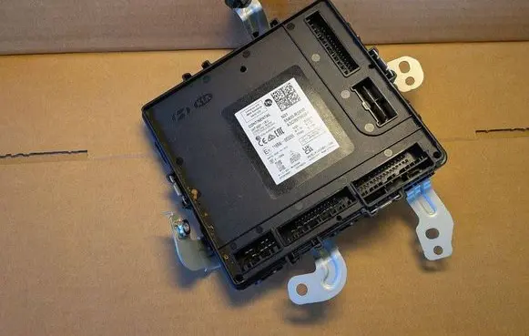 KIA Sportage Comfort/convenience module 95400R2010 A3C09756201