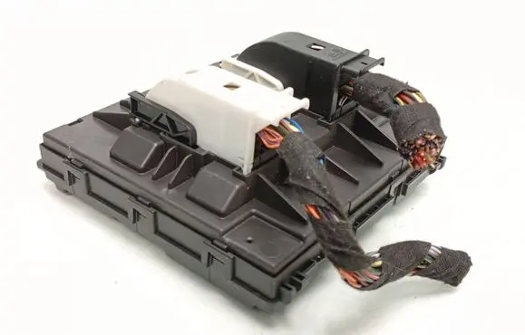 Skoda Rapid (NH) Comfort/convenience module 6R0937086P