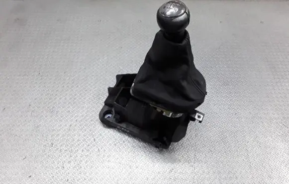 Peugeot 308 Gear shifter/selector 9684581680