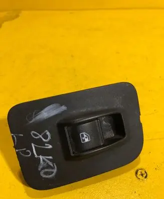 Peugeot Boxer Tailgate/trunk/boot open switch RZ3R1P2K8