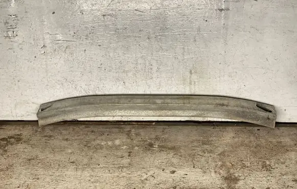 Nissan Primera Front bumper cross member