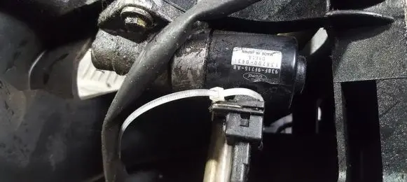 Ford Mondeo MK I Idle control valve (regulator) 938f9f715ab