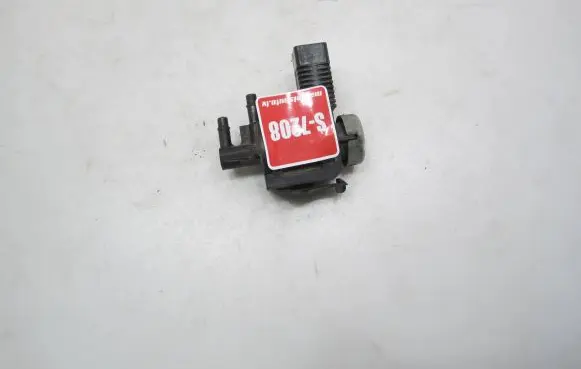 Volkswagen PASSAT B6 Turbo solenoid valve 1K0906283A