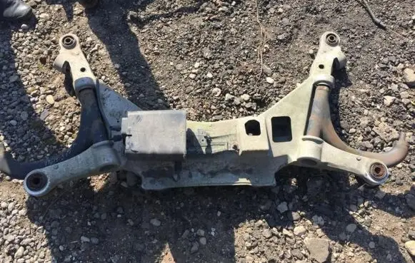 Volvo V70 Rear subframe 09492948