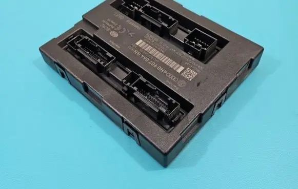 Audi A7 S7 4G Central body control module 4H0907064GN IMPRK1378307