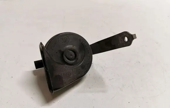 BMW 7 E65 E66 Horn signal 0055306