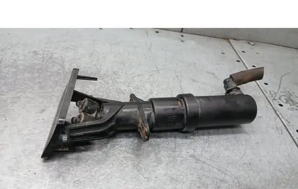 Ford Galaxy Windshield washer spray nozzle 
