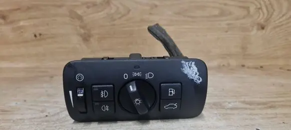 Light switch