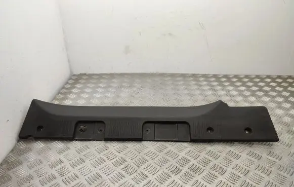 Renault Express Side skirt front trim 828721131R