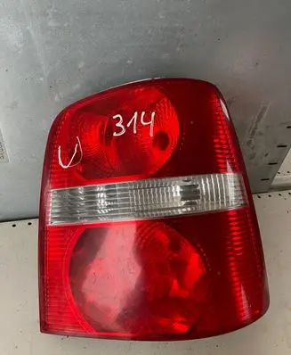 Volkswagen Touran I Rear/tail lights 1T0945096f 0520155