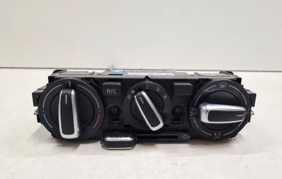 Volkswagen Up Climate control unit 1S0820045S 00393213 901517000008