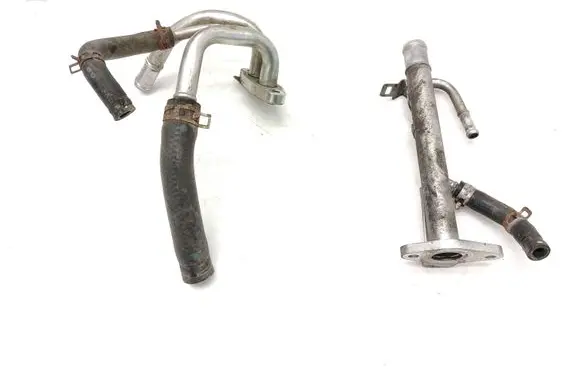Coolant pipe/hose
