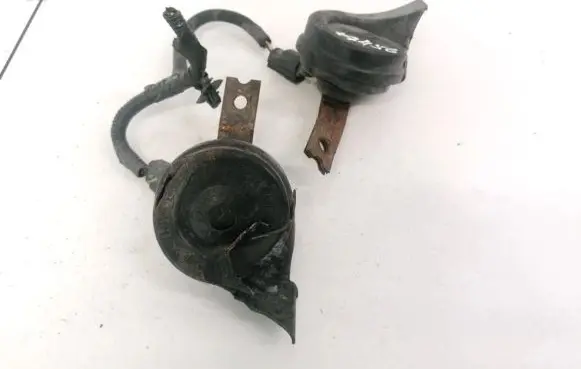 Hyundai i30 Horn signal E428R000073 E428R-000073