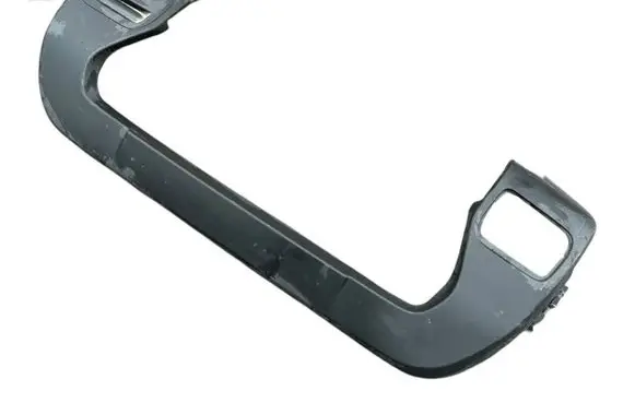 Front bumper splitter molding