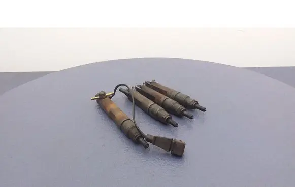 Fuel injector