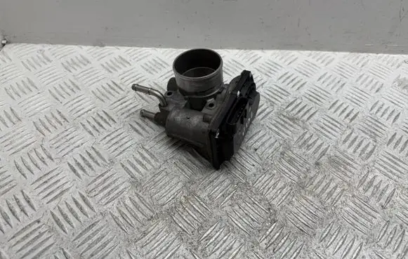 Toyota Verso Throttle valve 261000R020 9G10 01110