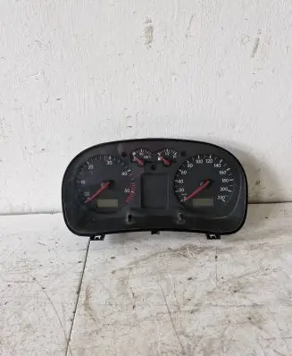 Volkswagen Golf IV Speedometer (instrument cluster) 1J0919880D 0263604025 00440612138240