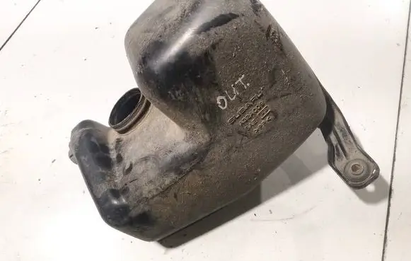 Subaru Legacy Intake resonator A32AC09