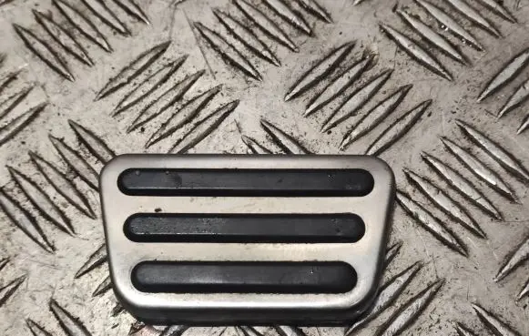 Ford Mustang VI Brake pedal DR332457AA
