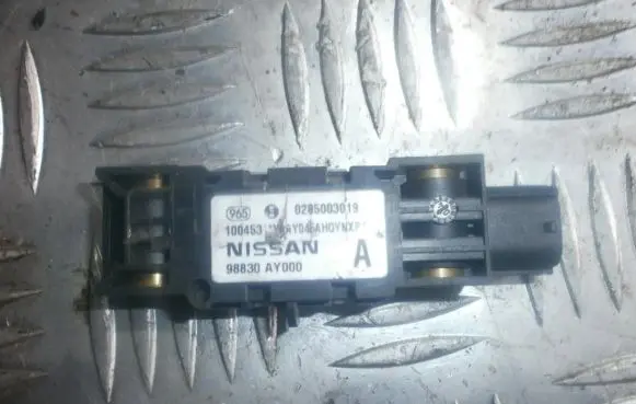 Nissan Almera N16 Airbag deployment crash/impact sensor 98830ay000