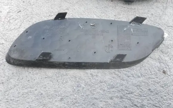 Mercedes-Benz A W176 Front bumper lower grill A1768853622