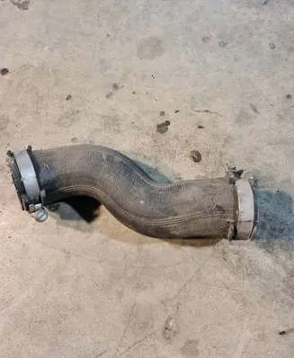 Audi Q7 4L Intercooler hose/pipe