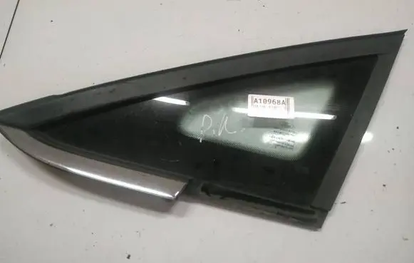 Ford Fiesta Front triangle window/glass as2