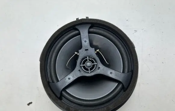 Ford Mustang VI Front door speaker FR3T18808DB