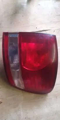 Toyota Avensis Verso Rear/tail lights E137652
