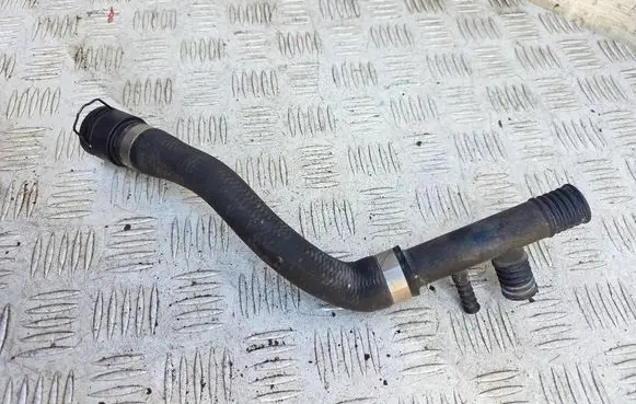 BMW 5 E39 Engine coolant pipe/hose 8379982 64218379982