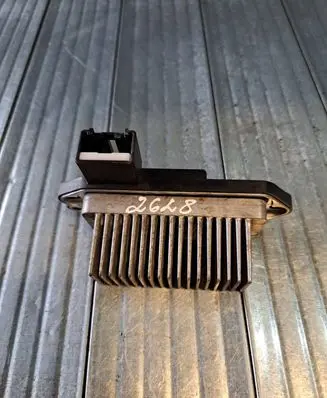 Mazda 5 Heater blower motor/fan resistor PM010020B PA66GF30
