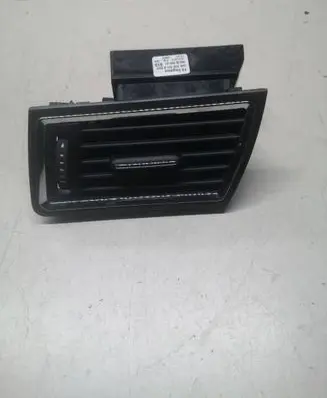 Seat Toledo IV (NH) Dashboard side air vent grill/cover trim 5JA819701B 0857900001