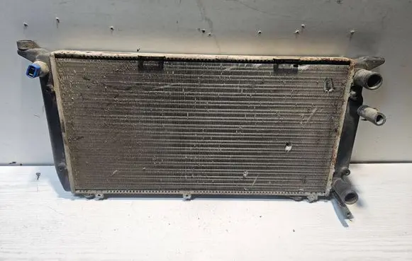 Audi 80 90 B3 Coolant radiator 