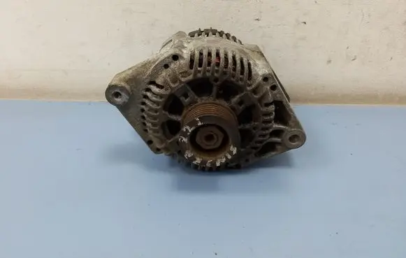 Opel Sintra Generator/alternator 2808490A 10295857 A13VI193