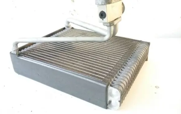 Air conditioning (A/C) radiator (interior)