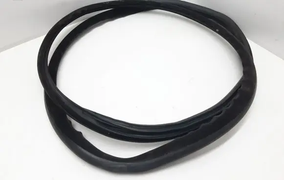 Volvo S80 Front door rubber seal