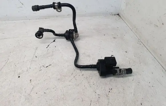 Audi A4 S4 B8 8K Vacuum valve 06H906517H