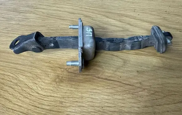 Subaru Forester SH Rear door check strap stopper 
