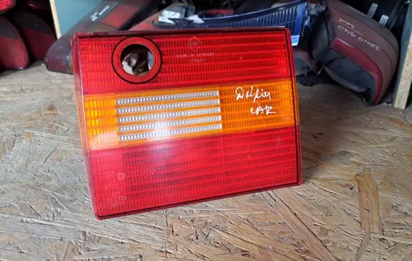 Volkswagen PASSAT B4 Tailgate rear/tail lights 3A9945108