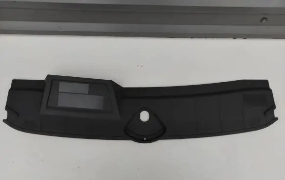 Engine bonnet/hood lock trim molding
