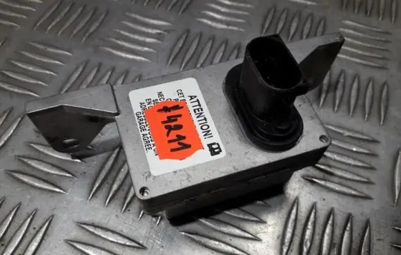 Renault Laguna II ESP acceleration yaw rate sensor 8200004644A 8200004644-A