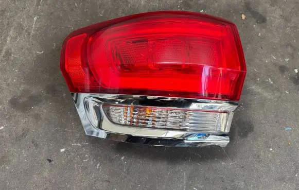 Jeep Grand Cherokee Rear/tail lights 68110001AF