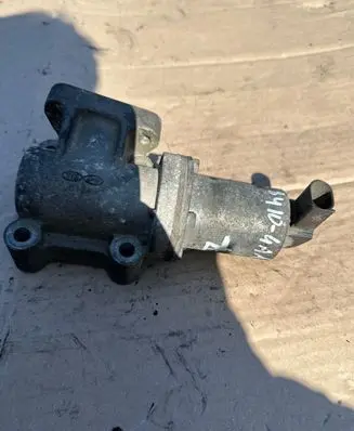 KIA Sorento EGR valve 284104AA10
