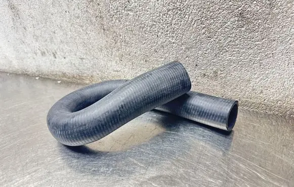 Opel Astra H Coolant pipe/hose 836176 Y11630 Y0P11630
