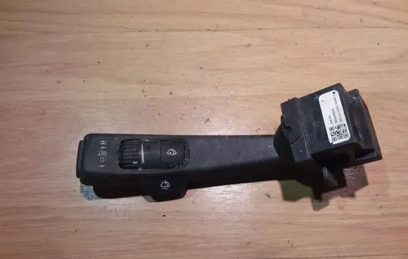 Volvo S80 Wiper control stalk 30669860
