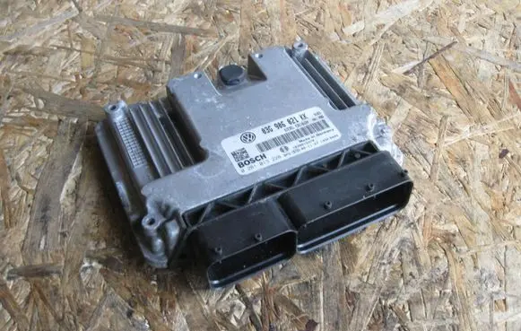 Volkswagen Jetta V Engine control unit/module 03G906021KK