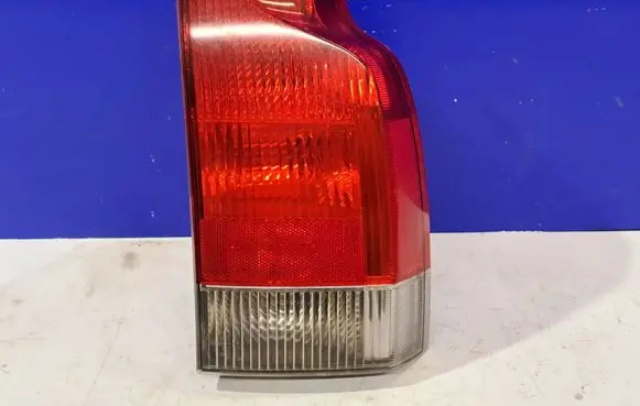Volvo V70 Rear/tail lights 9154498 9154502