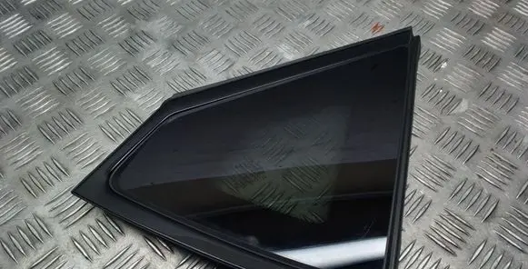 KIA EV6 Rear side window 87820CV100